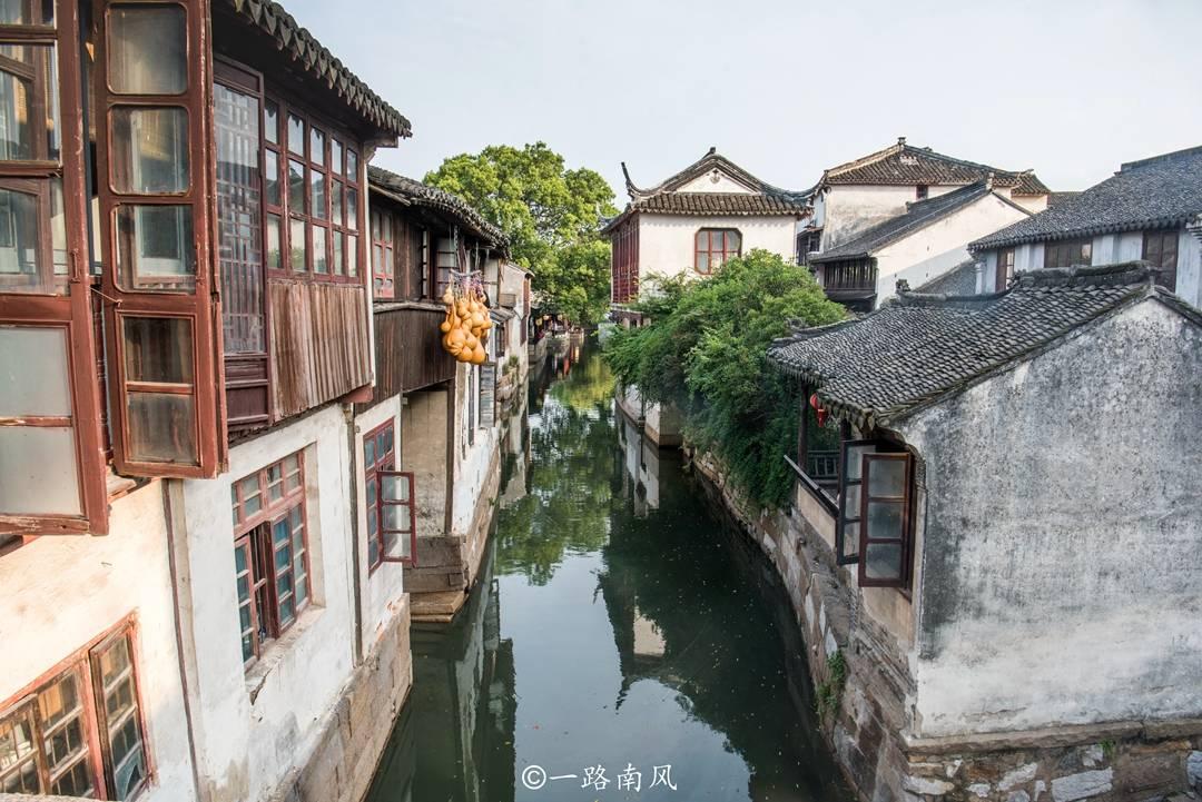 速读2024年北京市政府工作报告 ｜ 北京开通通学公交运营线路50条