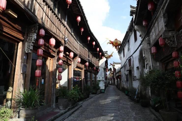 一个女生喜欢你会有哪些表现呢？游戏画面